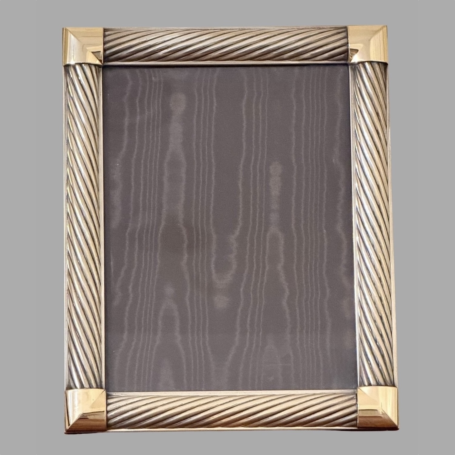 vintage-signed-gucci-sterling-silver-picture-frame-a826-8i